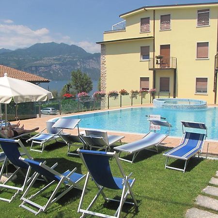 Hotel Garni Rosmari Brenzone sul Garda Eksteriør billede