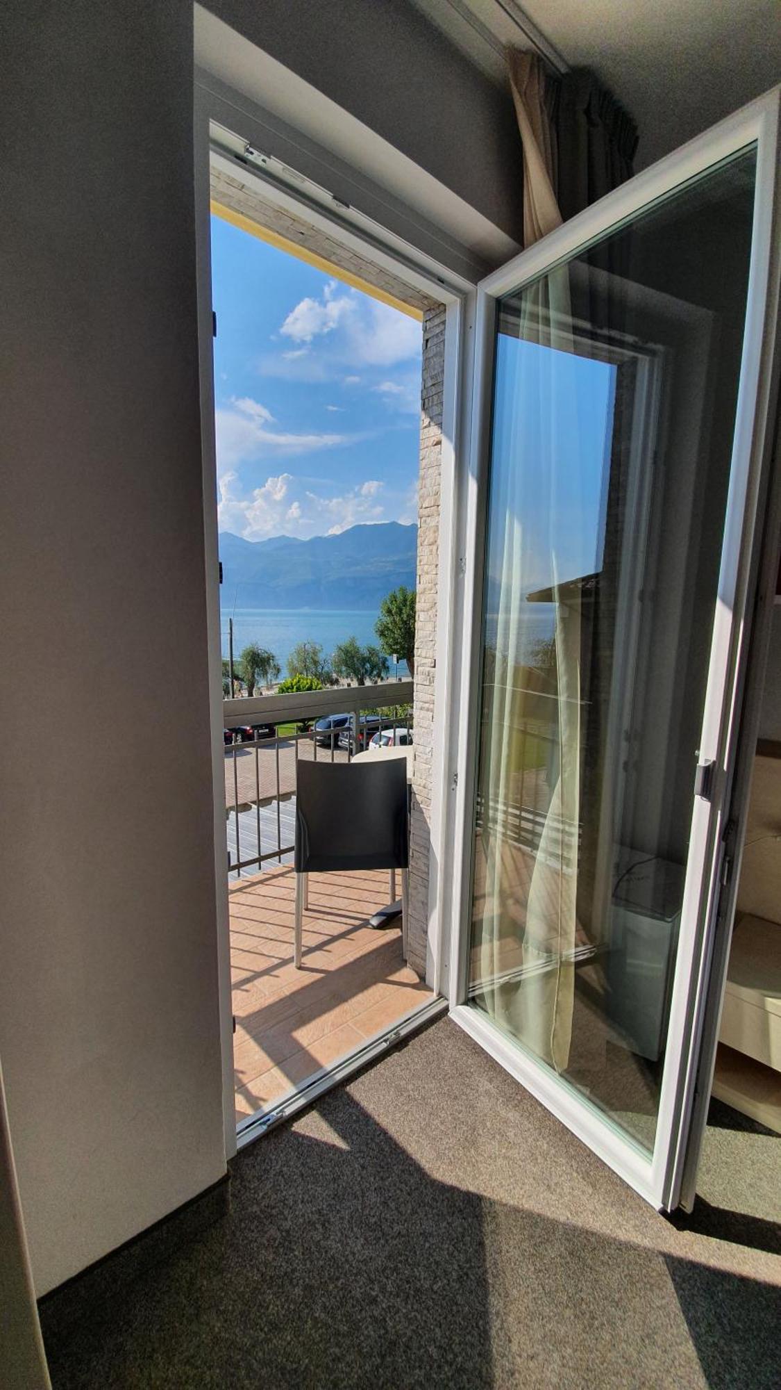 Hotel Garni Rosmari Brenzone sul Garda Værelse billede