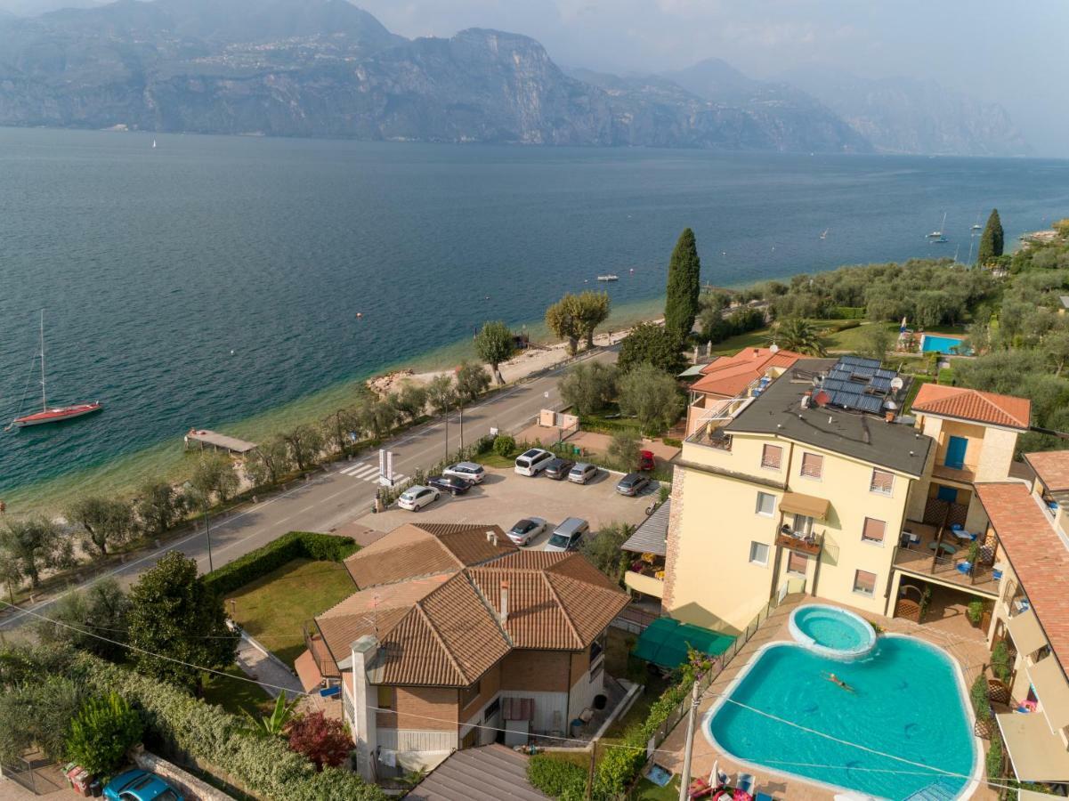 Hotel Garni Rosmari Brenzone sul Garda Eksteriør billede