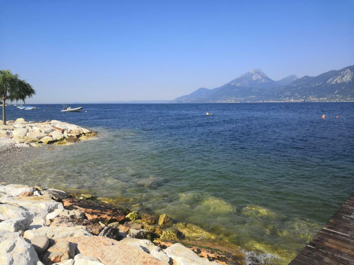 Hotel Garni Rosmari Brenzone sul Garda Eksteriør billede